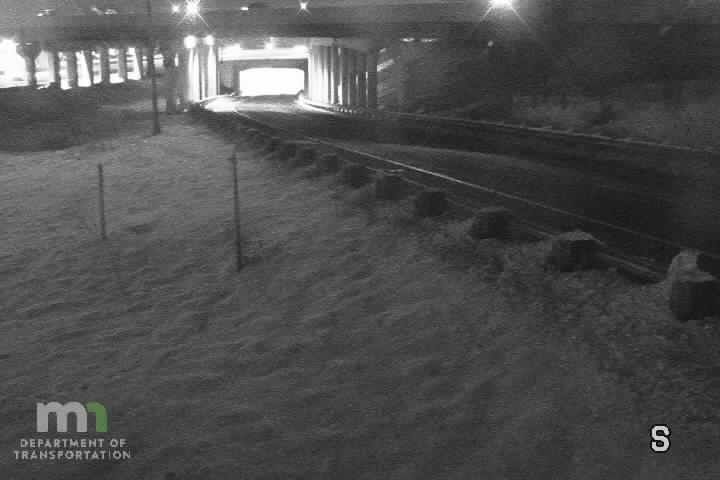 Minneapolis: Phillips: I-35W: T.H.55 NB @ I-94 (Hiawatha TMC Shelter)