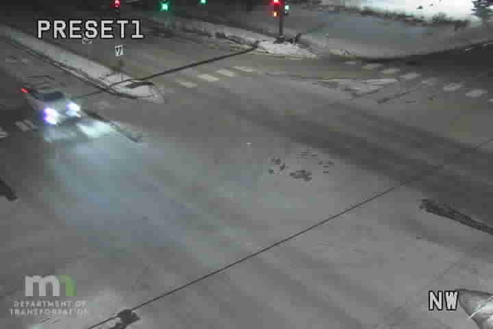 Eden Prairie: MN 5: T.H.5 EB @ Fuller Rd (Venture Ln)