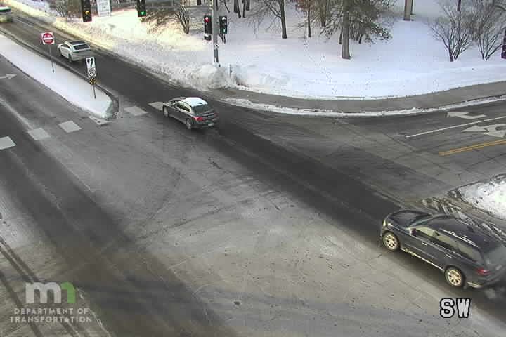 Mahtomedi: MN 120: T.H.120 NB (Century College)