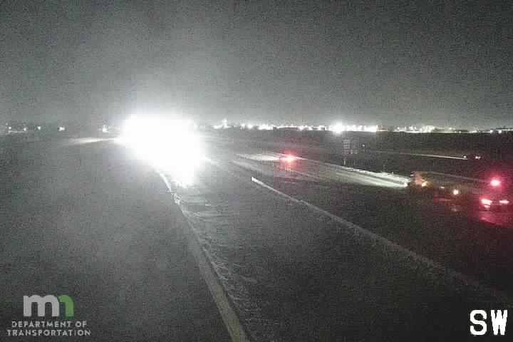 Skyline Gardens Mobile Home Park: I-35: I-35 NB @ Co Rd 34 (MP 43.5)