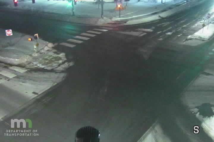 Plymouth: MN 55: T.H.55 WB @ W Medicine Lake Dr