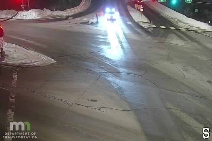 Medina: Medina Highlands: MN 55: T.H.55 WB @ Sioux Dr