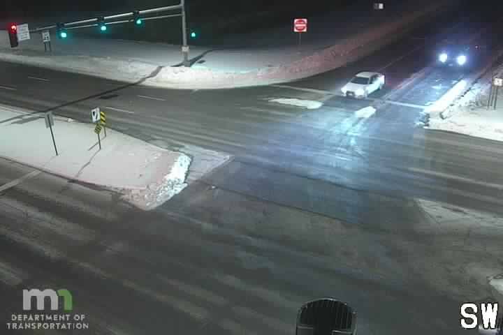 Coon Rapids: US 10: T.H.10 EB @ Round Lake Blvd NB