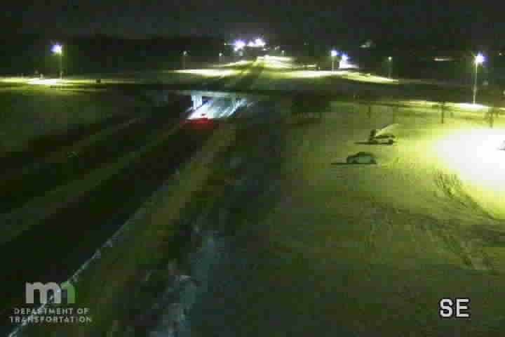 Hampton: US 52: T.H.52 SB @ T.H.50 (MP 105.8)