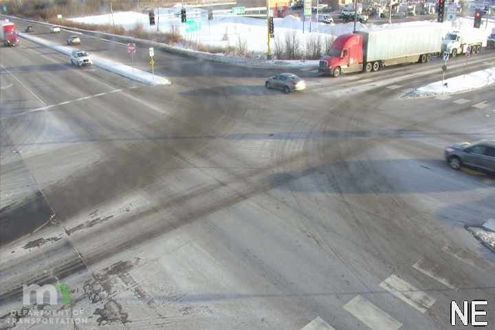 Savage: MN 13: T.H.13 SB @ 126th St