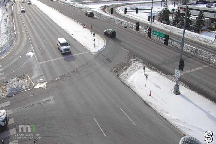 Coon Rapids: US 10: T.H.10 WB @ Round Lake Blvd NB