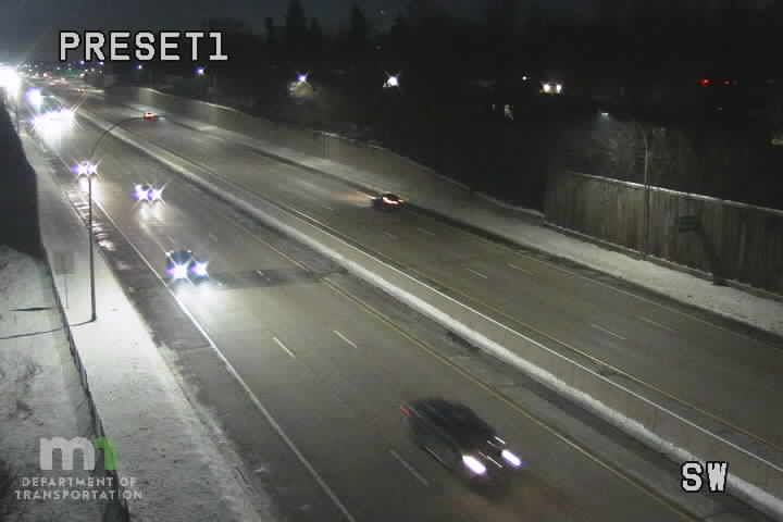 Golden Valley: MN 100: T.H.100 NB N of Duluth St