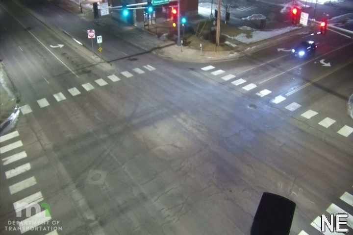 West St. Paul: MN 3: Robert St SB @ Thompson Ave