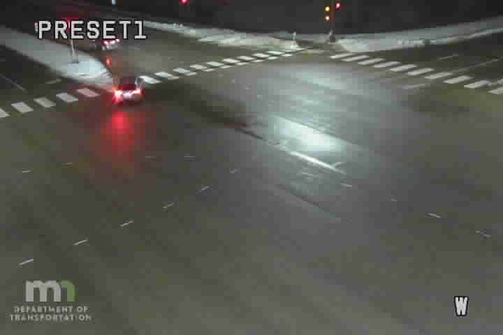 Chanhassen: MN 5: T.H.5 EB @ Century Blvd