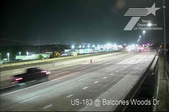 Austin › North: US-183 @ Balcones Woods Dr