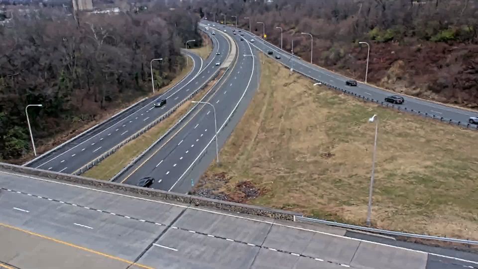 Woodcrest Court: I 95 @ US 202