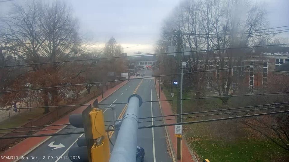 Newark: DE 2 @ S COLLEGE AVE