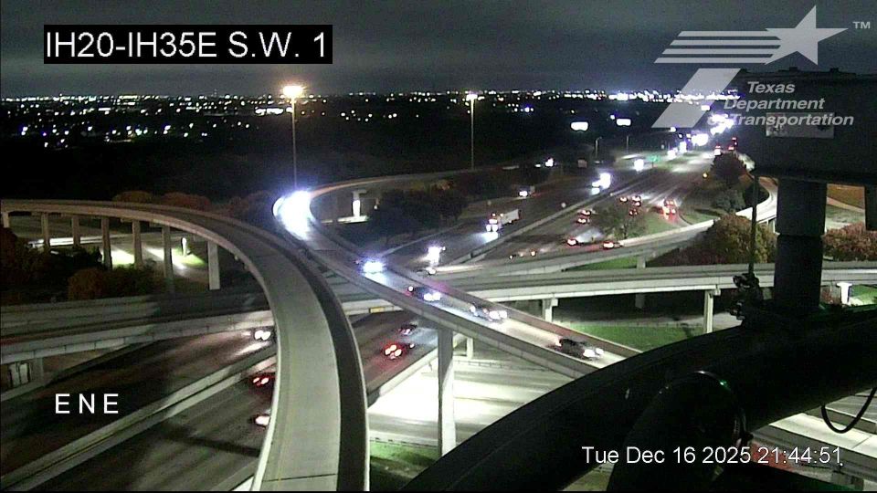 Dallas › East: IH20 @ IH35E S.W. 1