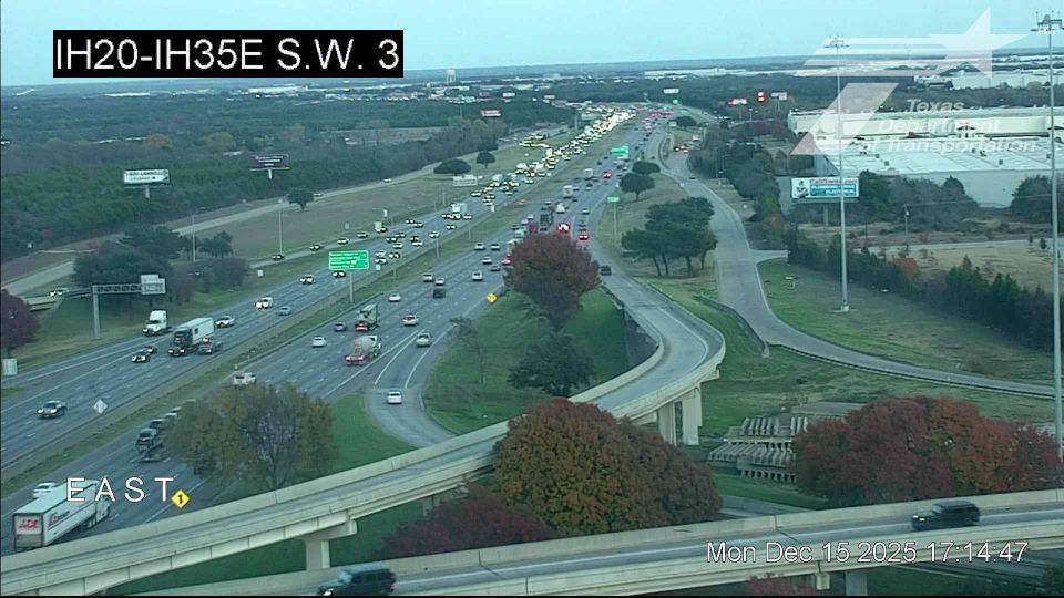 Dallas › East: IH20 @ IH35E S.W. 3