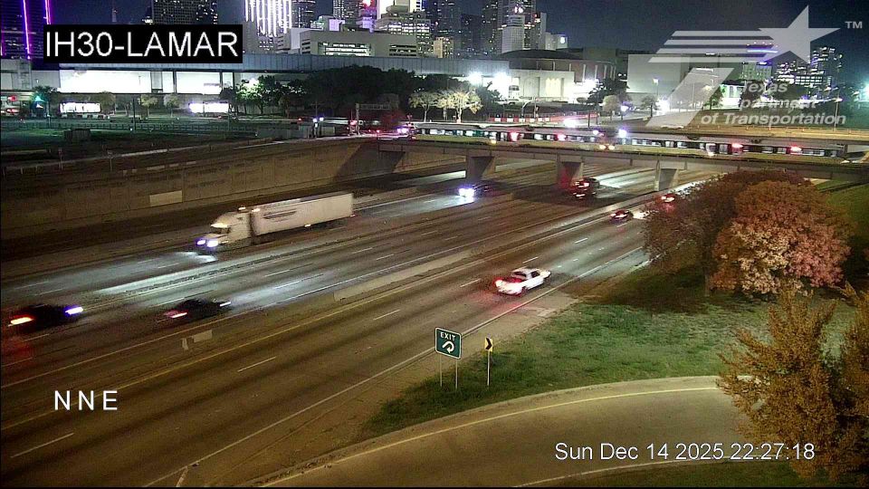 Dallas: South Side PID › East: IH30 @ Lamar