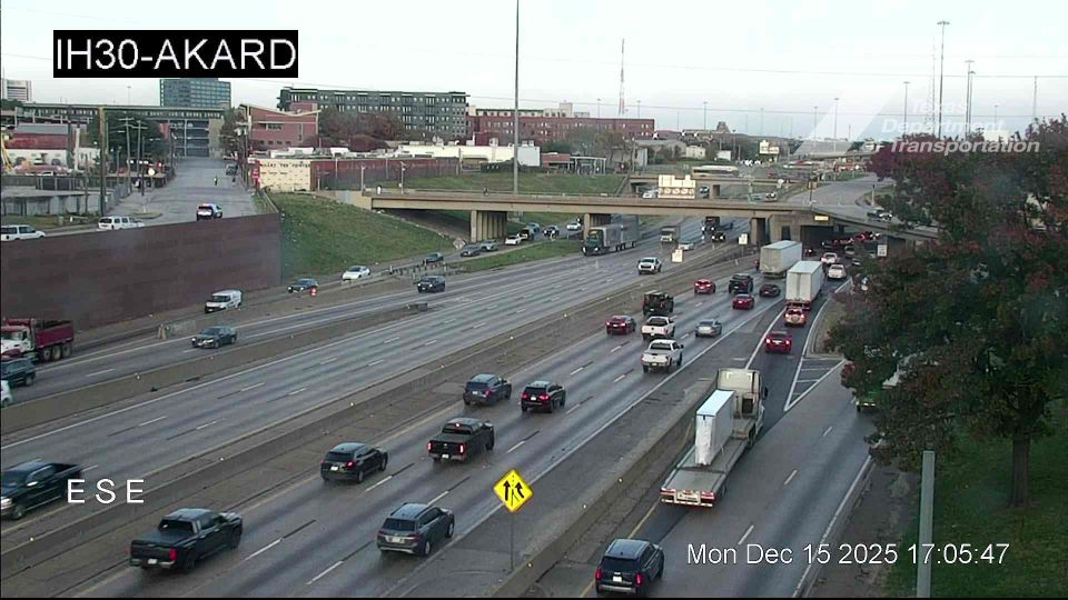 Dallas: South Side PID › East: IH30 @ Akard