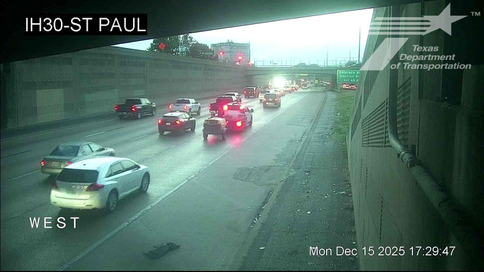 Dallas: Downtown PID › East: IH30 @ St Paul