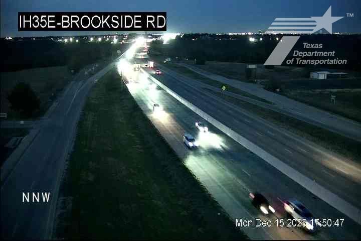 Waxahachie › North: IH35E @ Brookside