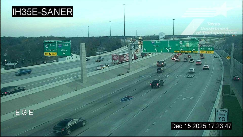 Dallas › North: IH35E @ Saner
