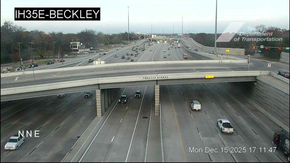 Dallas › North: IH35E @ Beckley