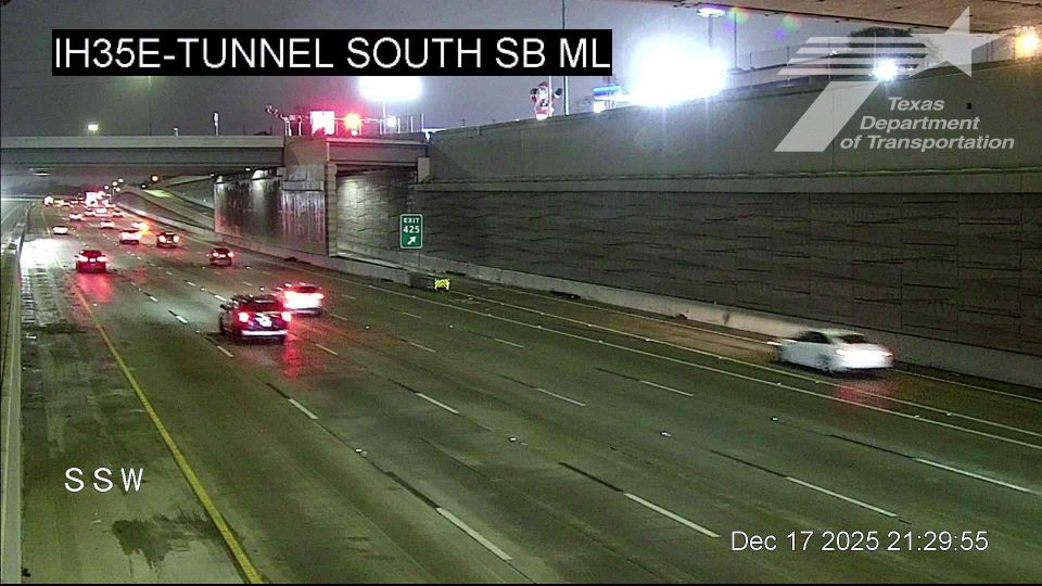 Dallas › North: IH35E @ Tunnel South SB ML