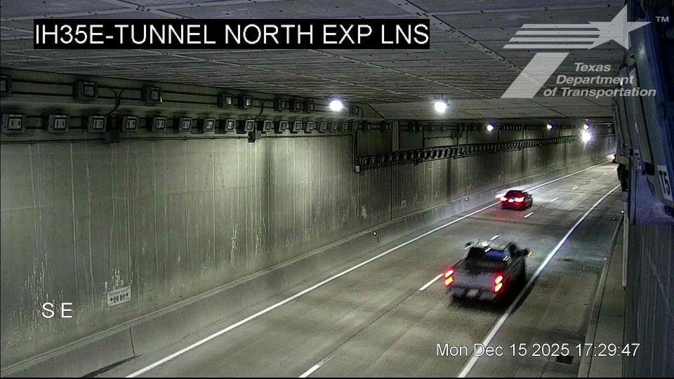 Dallas › North: IH35E @ Tunnel NB Express Lane