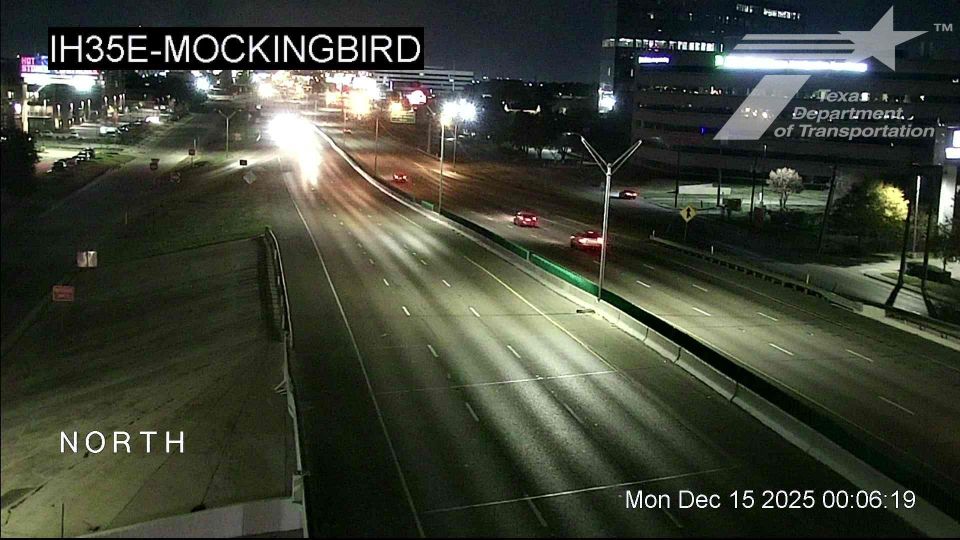 Dallas › North: IH35E @ Mockingbird