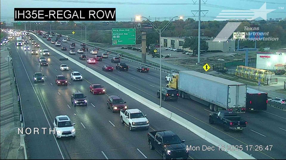 Dallas › North: IH35E @ Regal Row