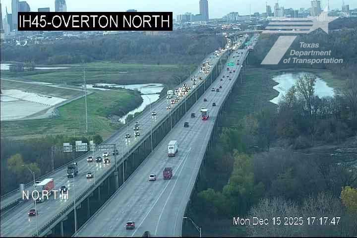 Dallas › North: IH45 @ Overton North