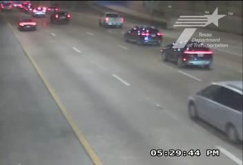 Dallas: Klyde Warren Park-Arts District PID › East: Spur 366 @ WB Tunnel Cam 5