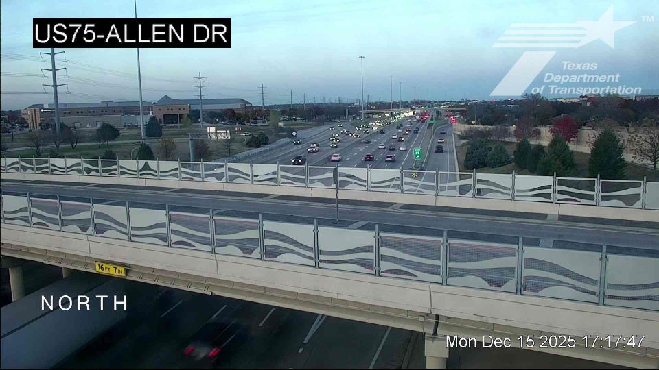 Allen: Downtown Allen › North: US75 @ Allen Dr
