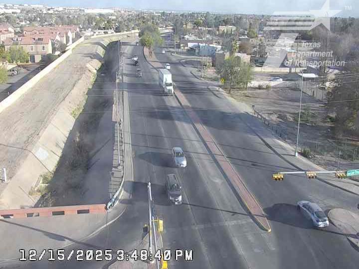 El Paso › West: FM-76/N Loop @ Lee Trevino