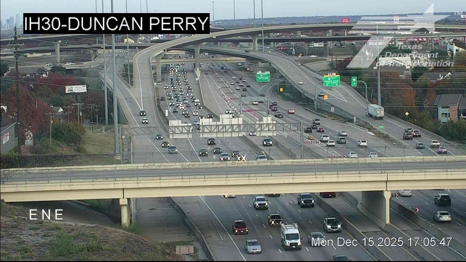 Arlington › East: IH30 @ Duncan Perry