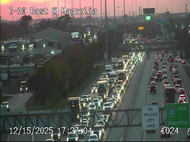 Mantu › West: IH-10 East @ Magnolia