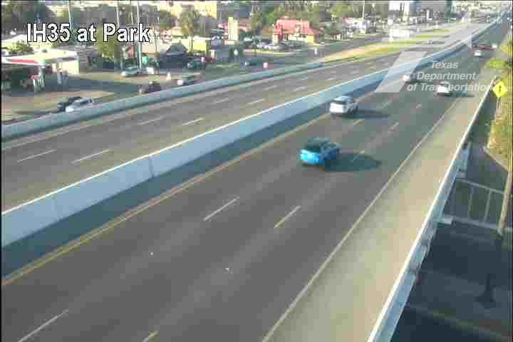 Laredo › North: IH35 @ Park