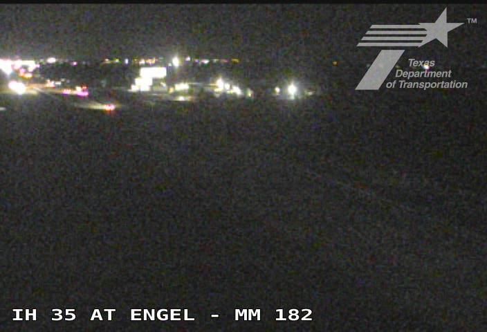 New Braunfels › South: IH 35 at Engle (MM 182)