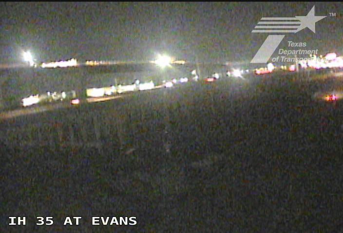 Selma › North: IH 35 at Evans
