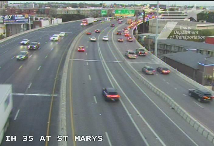 San Antonio: Pearl › South: IH 35 at St. Mary