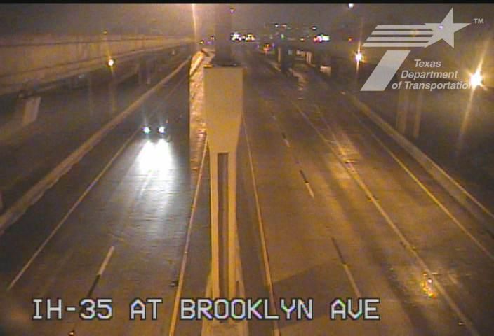 San Antonio › North: IH 35 at Brooklyn (Lower Lvl)