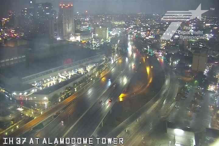 San Antonio › North: IH 37 at Alamodome Tower