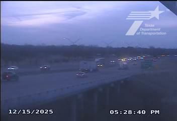 Wichita Falls › North: IH44 South of River