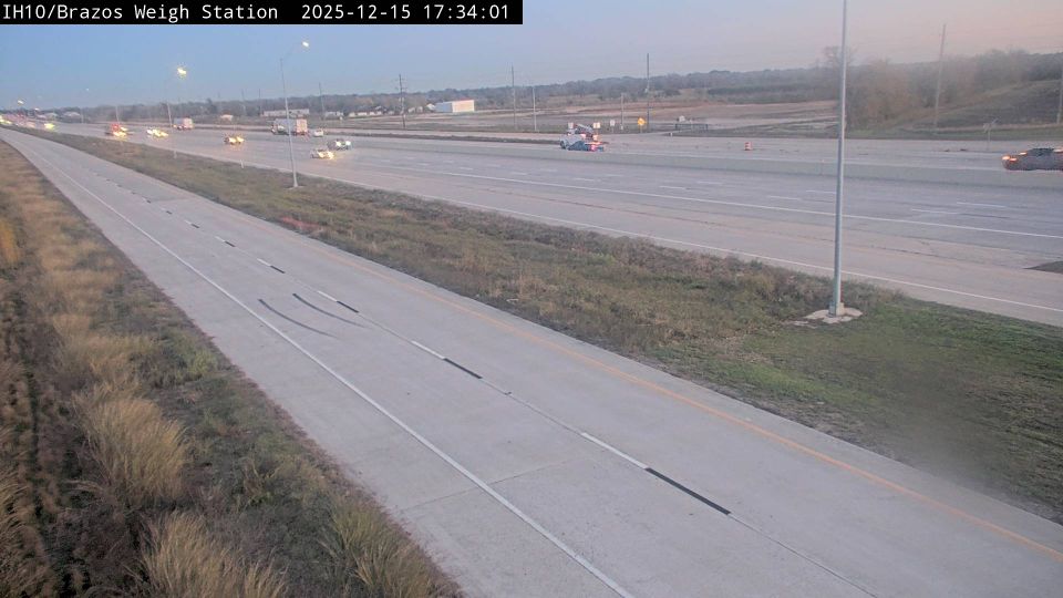 Frydek › West: IH-10 @ Brazos River WB Weigh Station