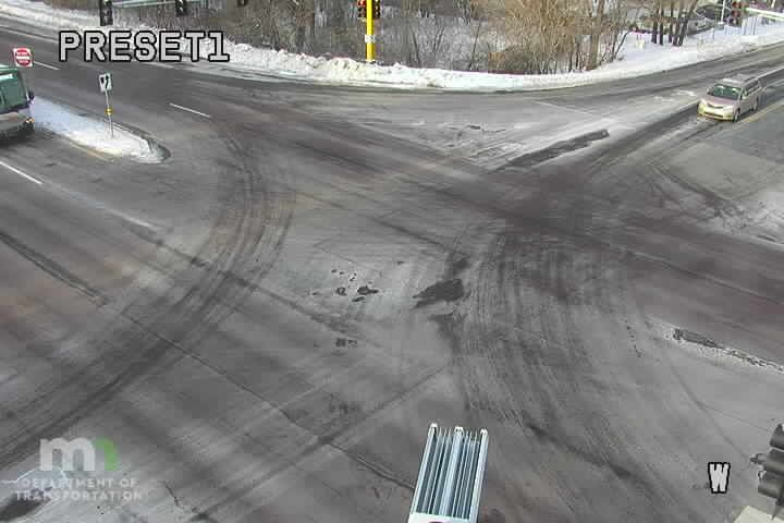Eagan: MN 13: T.H.13 EB @ Blackhawk Rd