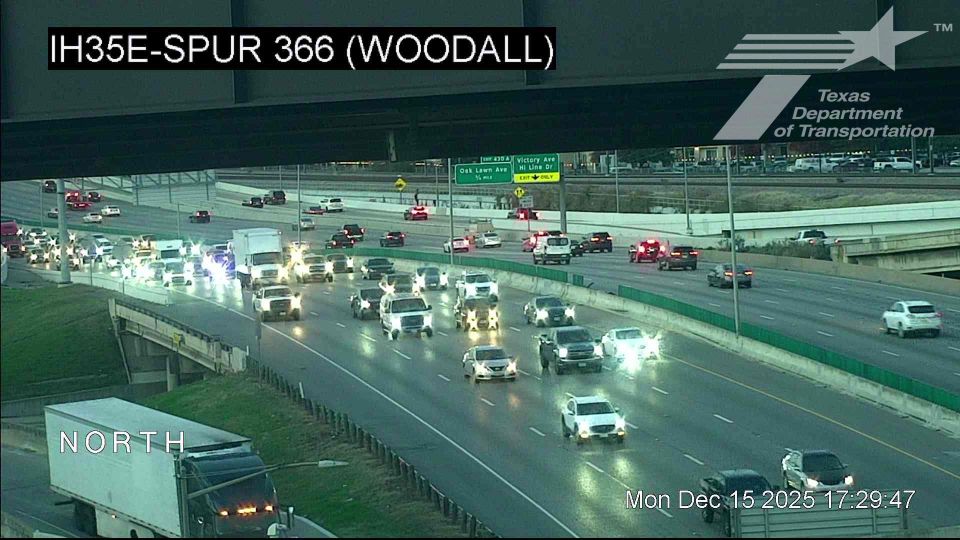 Dallas: Downtown PID › North: IH35E @ Spur 366