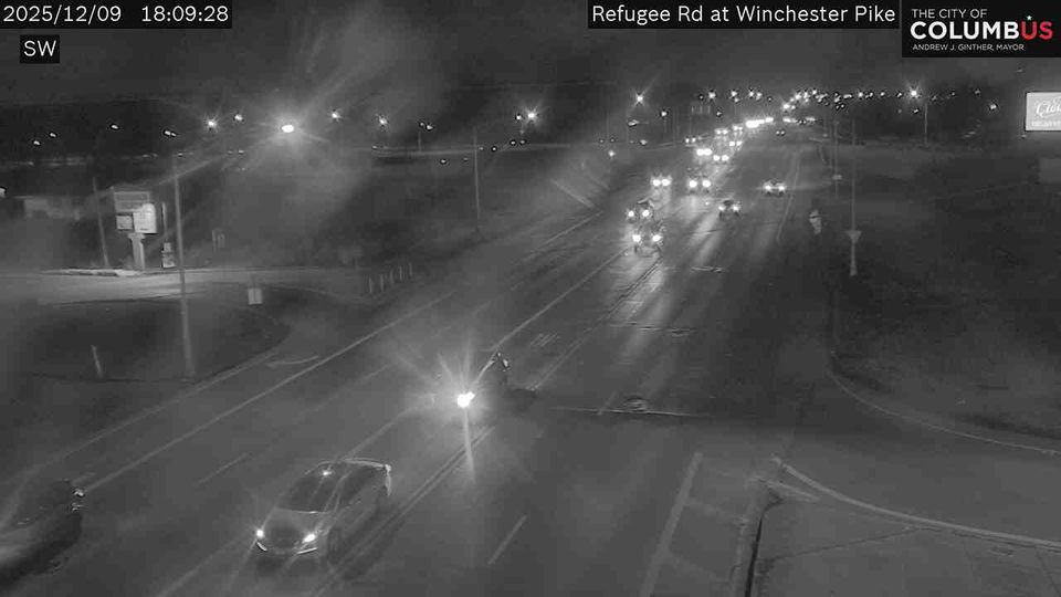 Munks Corners: City of Columbus) Refugee Rd at Winchester Pike