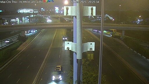 An Phu Ward › North