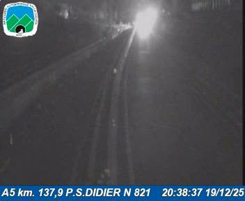 Pre-Saint-Didier: Mont: A5 km. 137,9 P.S.DIDIER N 821