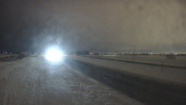 Clover Bar: Hwy 21 North of Hwy 16