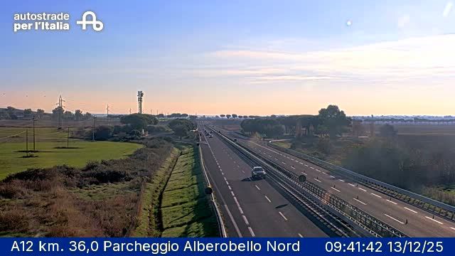 Tolfa: A12 km. 36,0 Parcheggio Alberobello Nord
