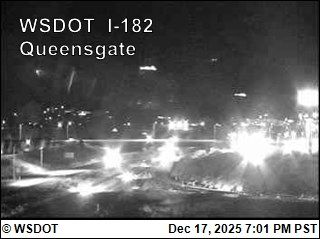 Richland: The Hills Community: I-182 at MP 2.38: Queensgate Avenue